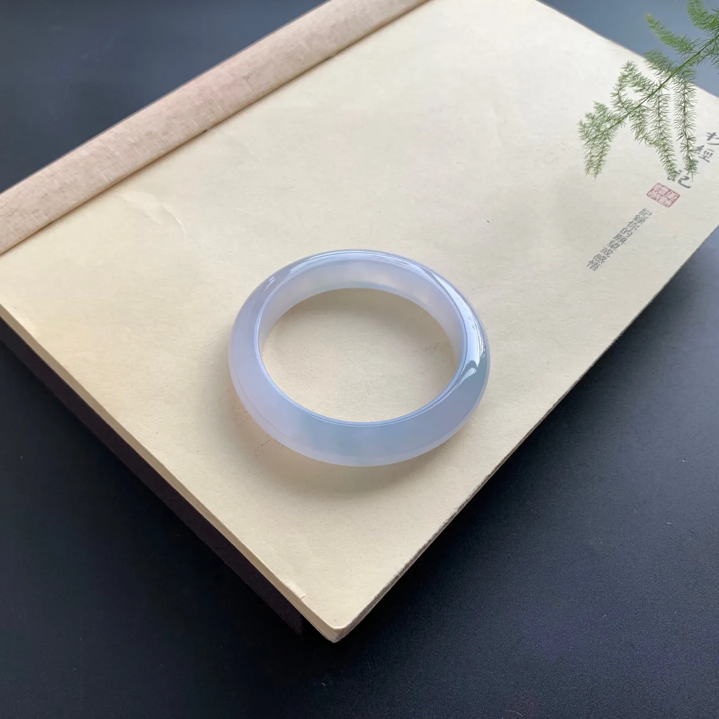 56.2圈口冰种正圈手镯 尺寸：56.2-12.5-8.8，无纹裂，冰透水润，胶感十足