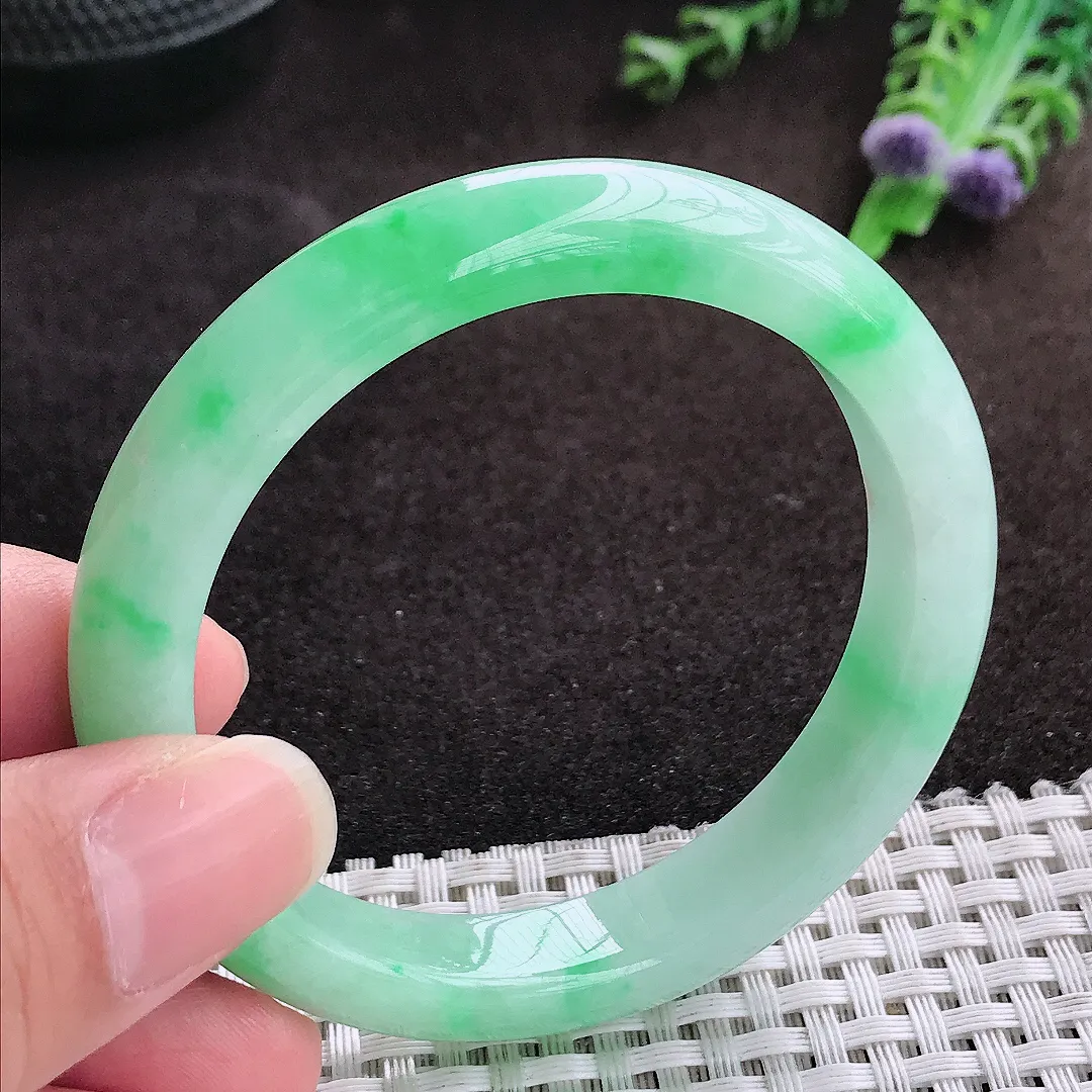 自然光54/10.2/7.8老坑精美温润飘阳绿手镯宽边翡翠玉镯手环