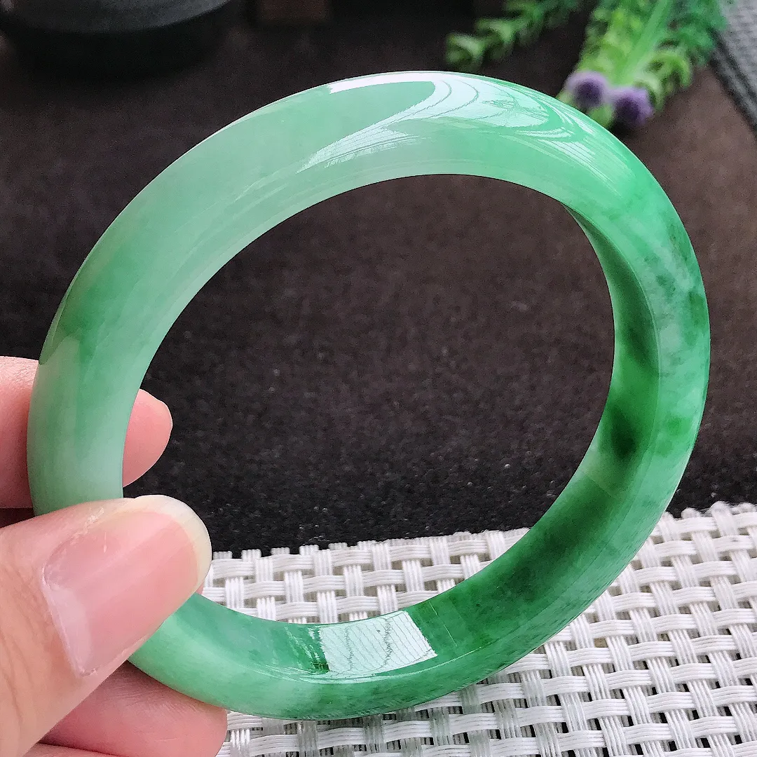 自然光62/12/8.8老坑精美温润满绿辣绿手镯宽边大圈口翡翠玉镯手环