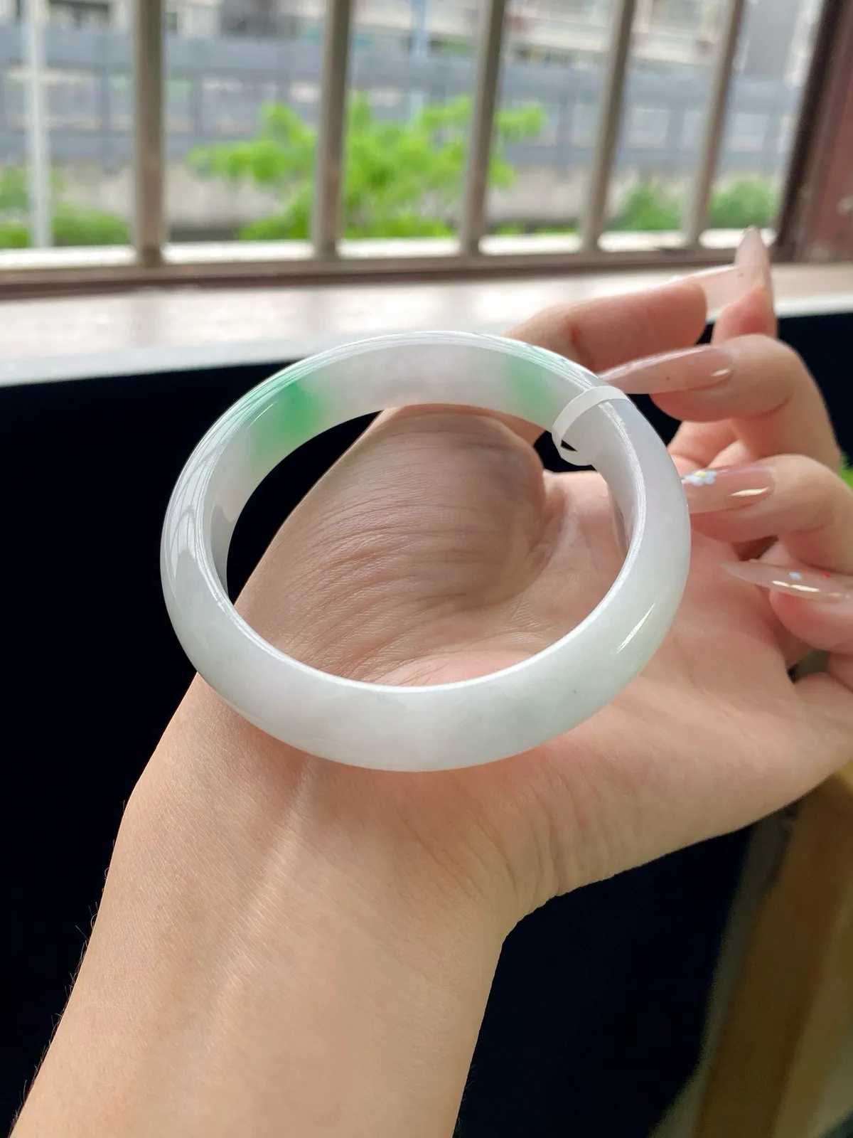 阳绿白底青正圈成品
⭕️58-12.6-8