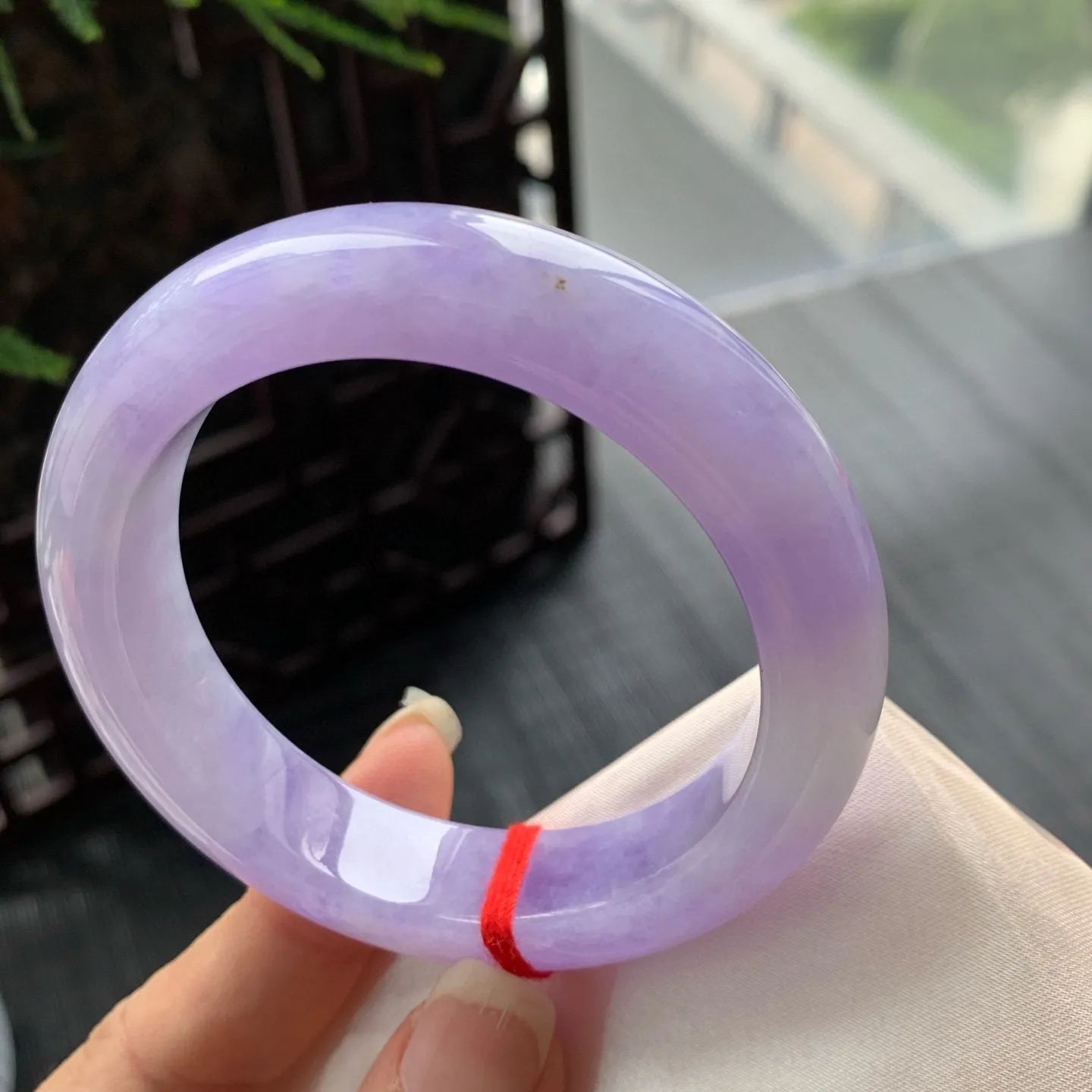 正圈满色紫罗兰 天然紫色晶体结构 尺寸:54.4/13.5/9.4 超美