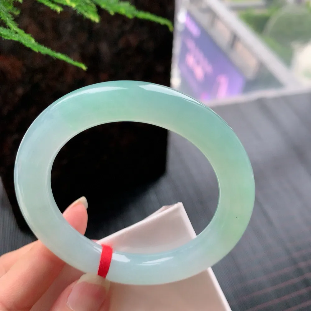 圆条高冰甜绿 无瑕 尺寸:55.1/10.8 种色兼备️️