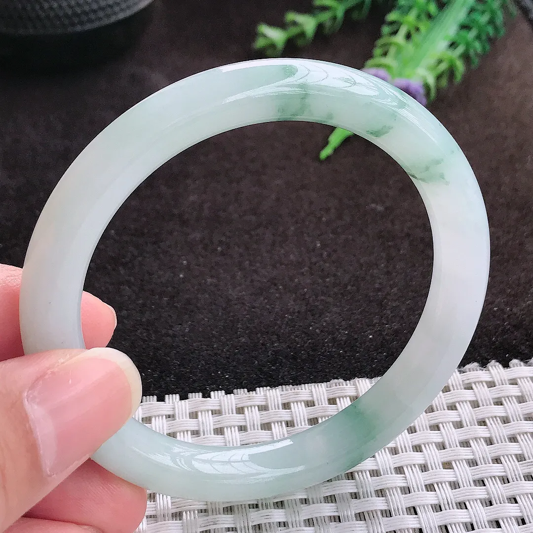 自然光55/9/8.5老坑冰润起胶飘花圆条手镯宽边翡翠玉镯手环