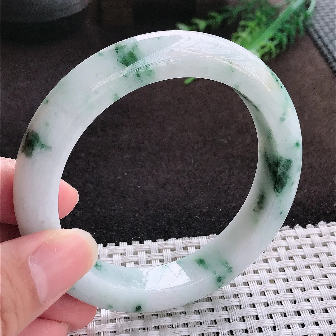 自然光60.5/12.5/10老坑精美温润飘花大圈口手镯宽边翡翠玉镯手环