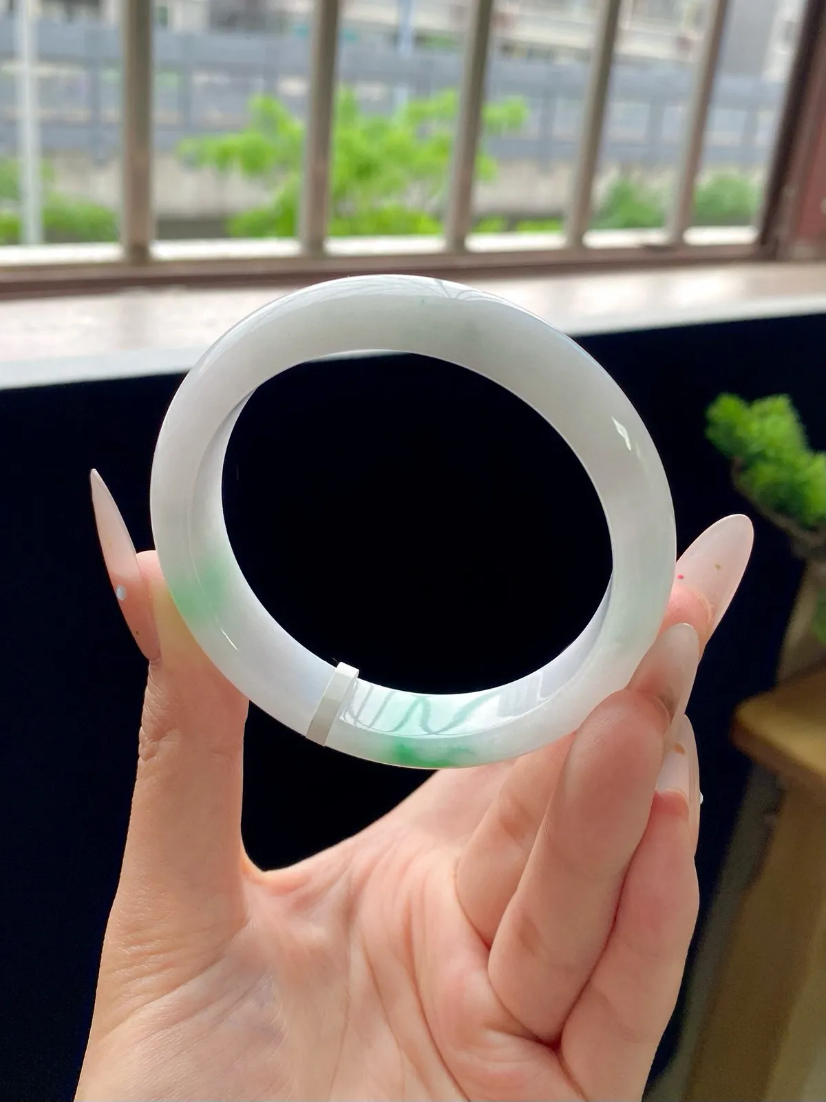 阳绿白底青正圈成品
⭕️58-12.6-8