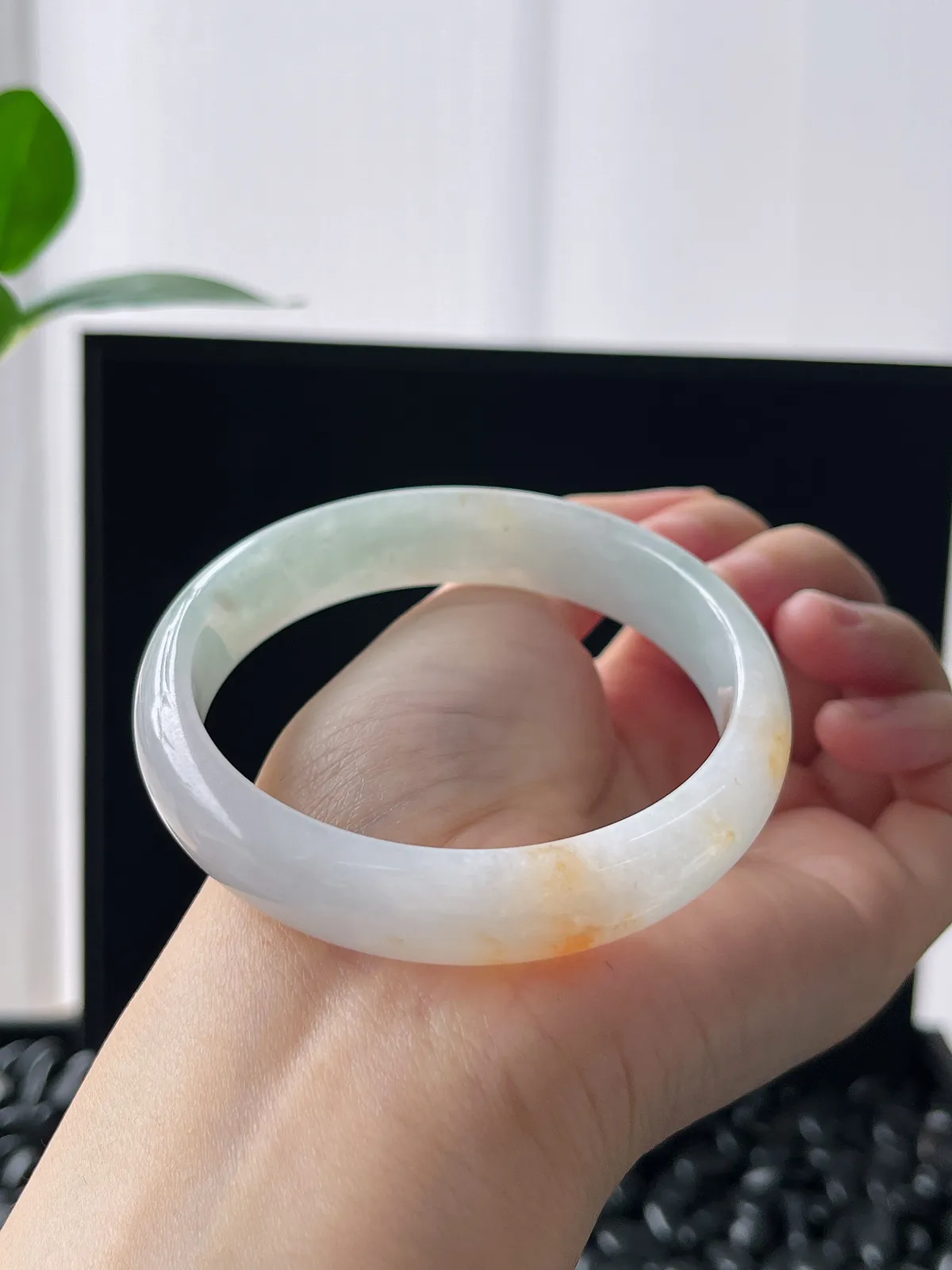 正圈58圈口，翡翠冰糯种黄加绿手镯