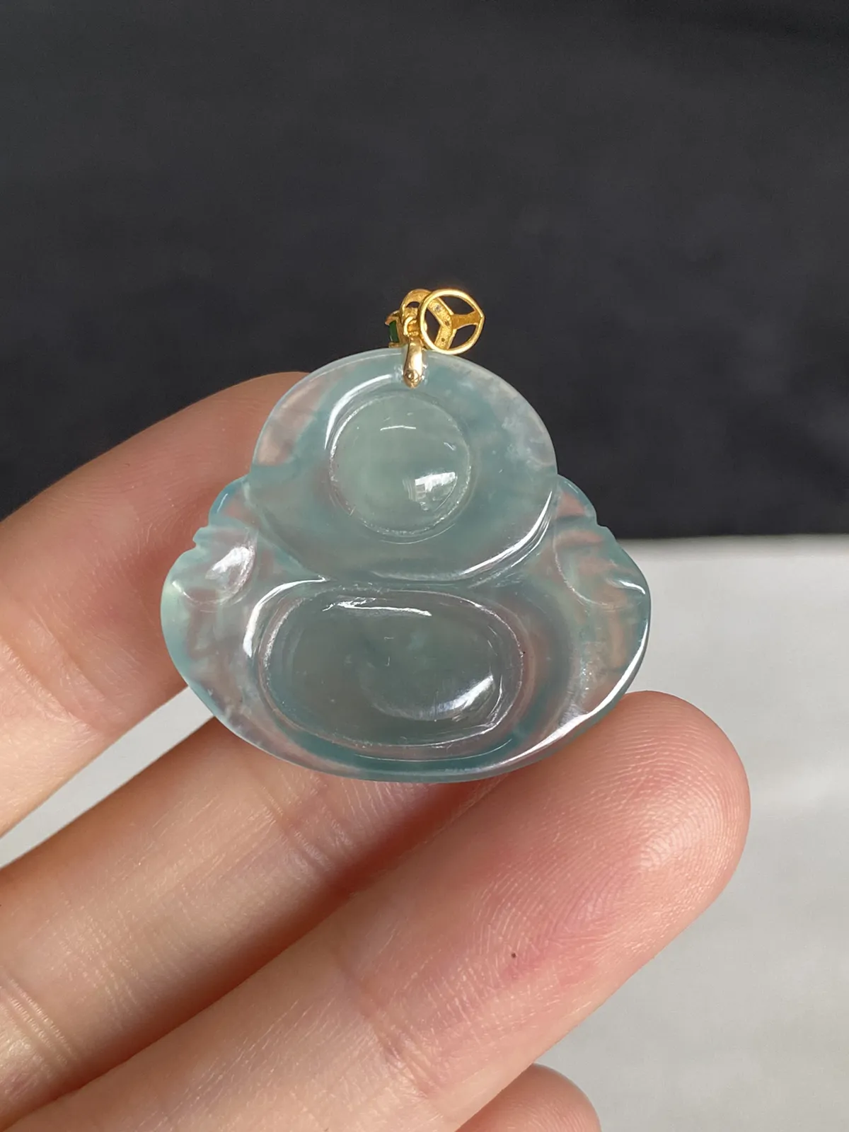 翡翠佛，印记：G18K,伴钻石（无色）