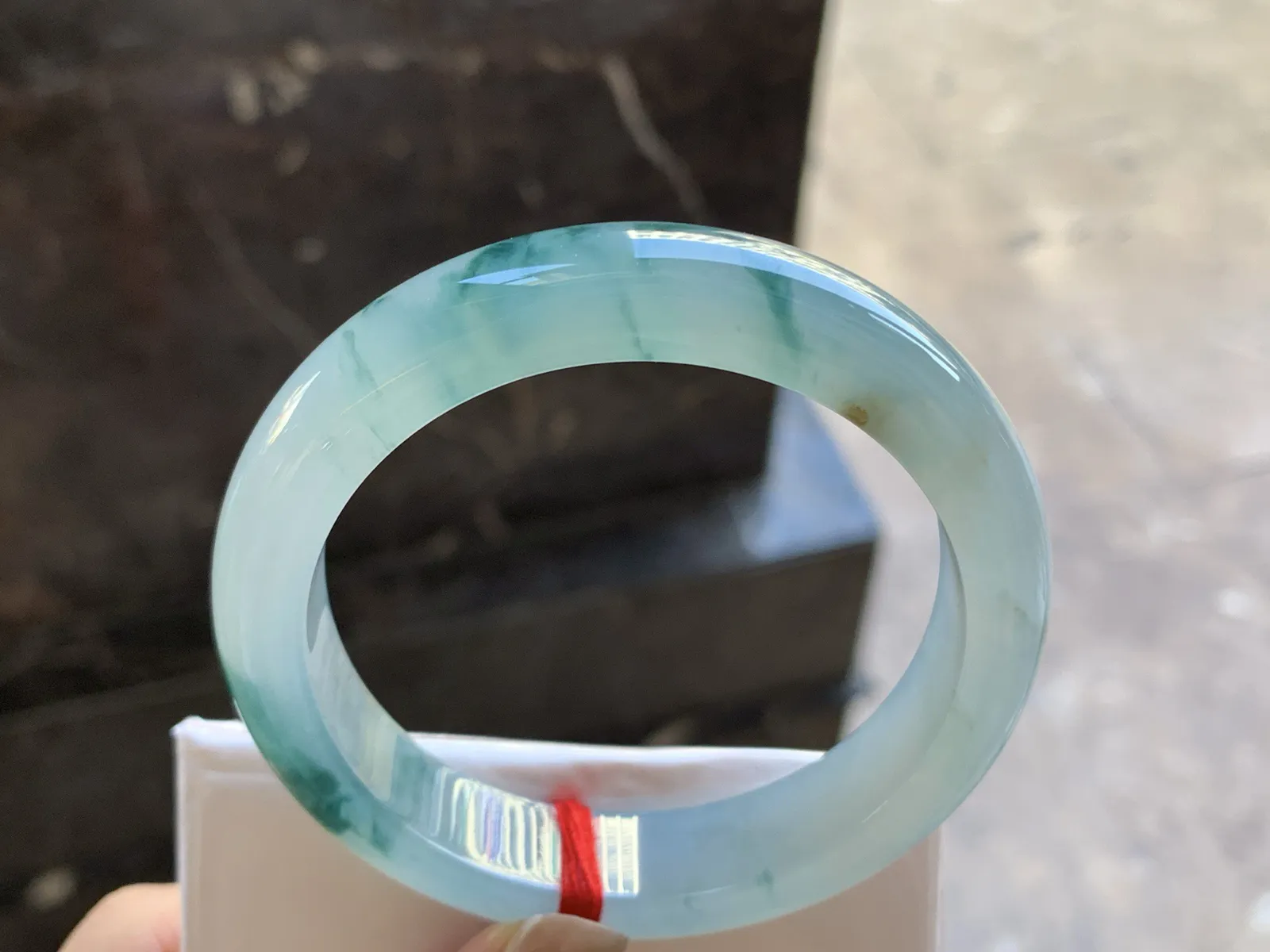 56-12.1-8.5

蓝花手镯^_^种水足