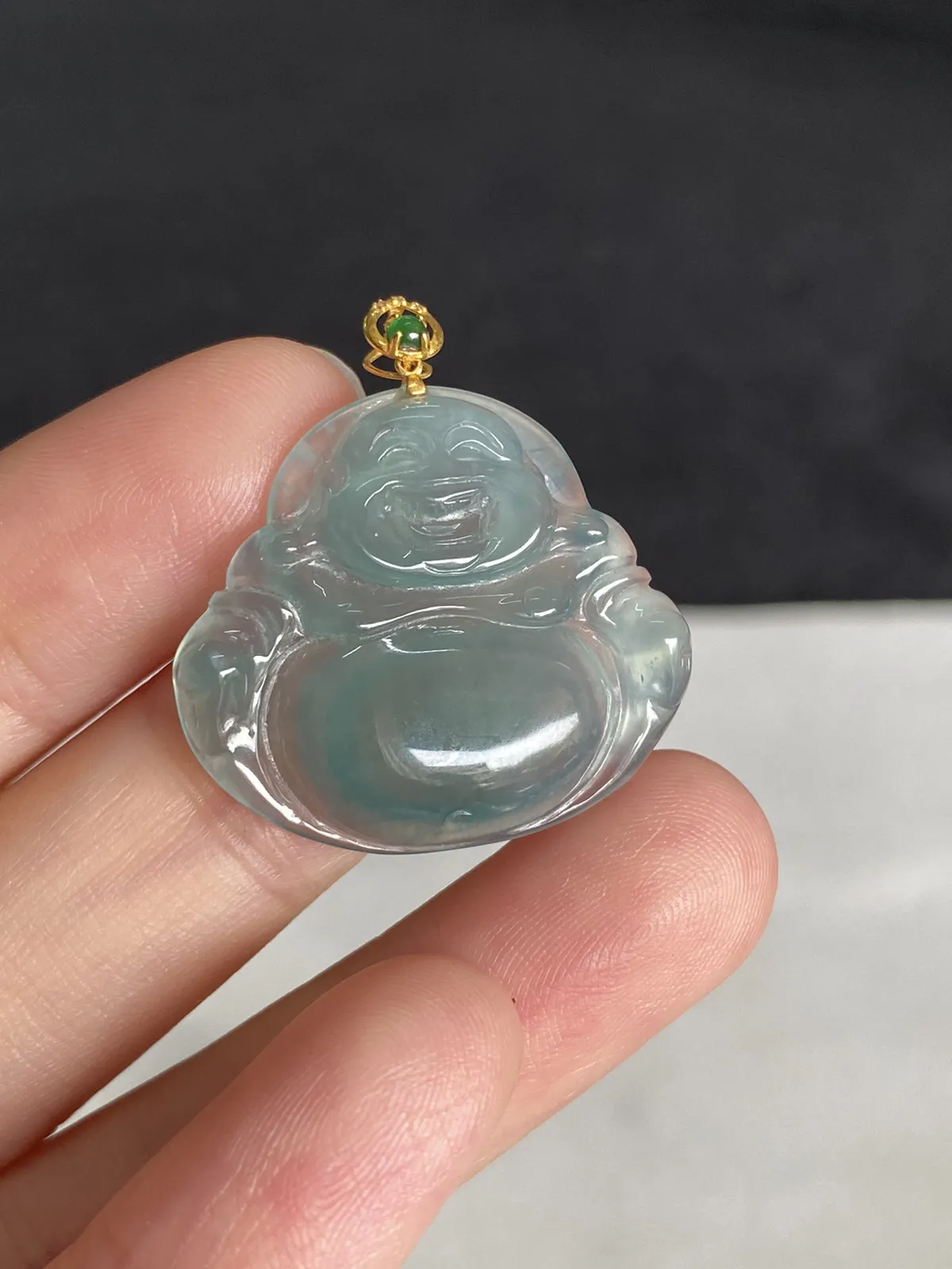翡翠佛，印记：G18K,伴钻石（无色）