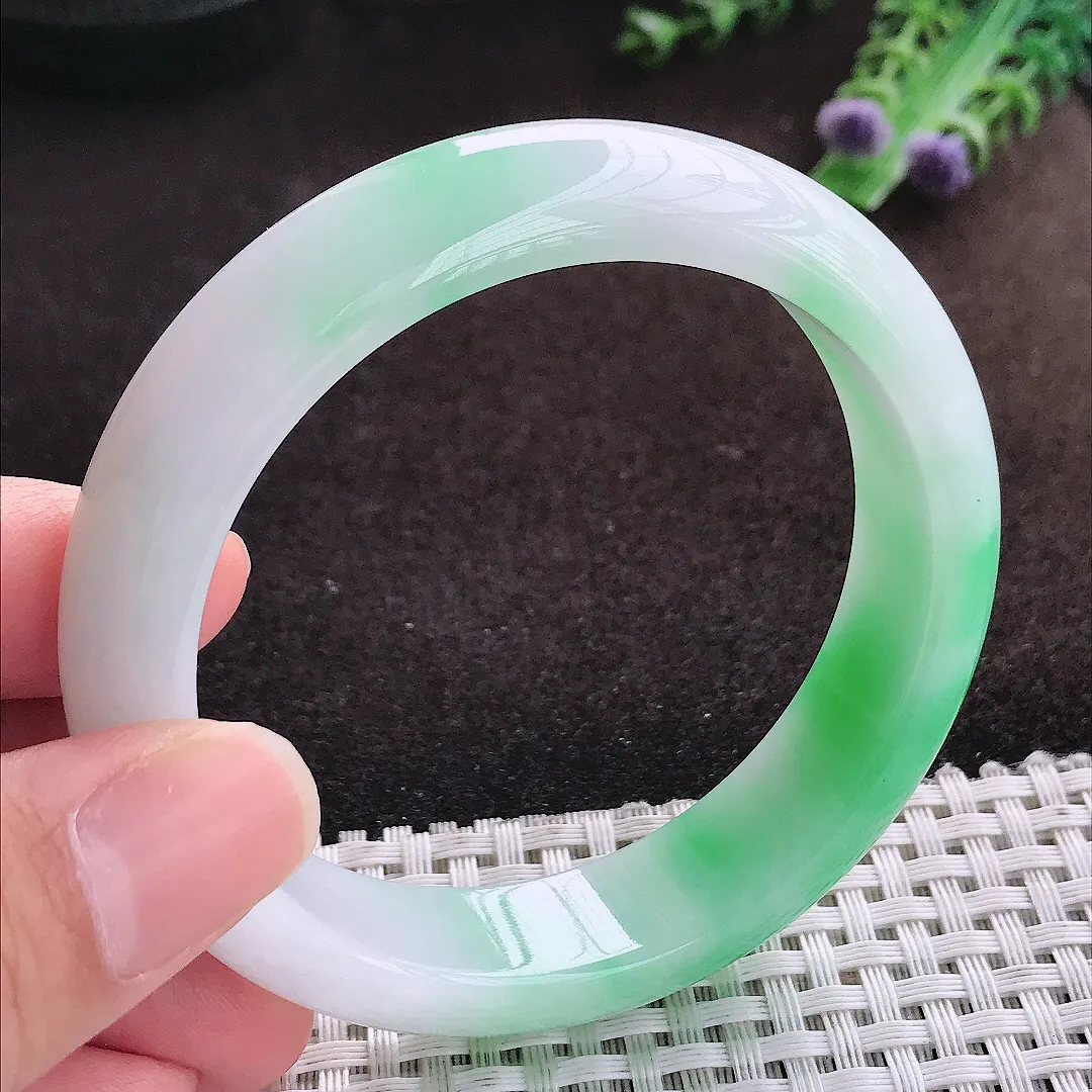 自然光57/14.2/8.5老坑冰润起胶白底青飘阳绿手镯宽边翡翠玉镯手环