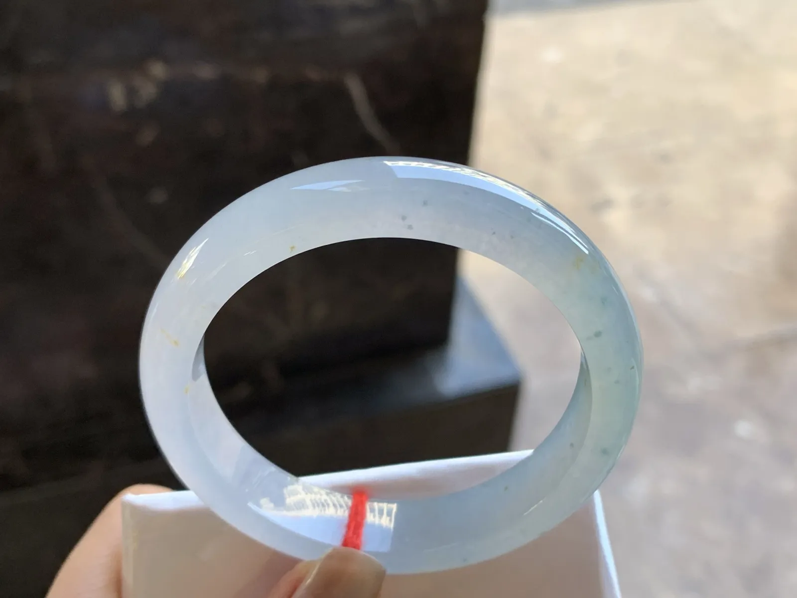 54-12.2-8

冰种手镯^_^透亮