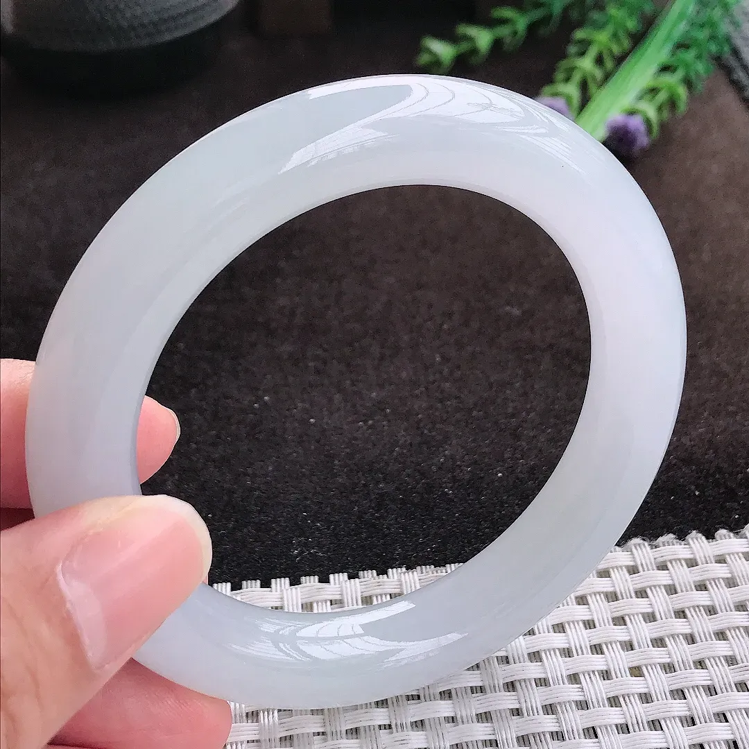 自然光56.5/11.3/11.5老坑冰胶果冻月光白胖圆条手镯翡翠玉镯手环