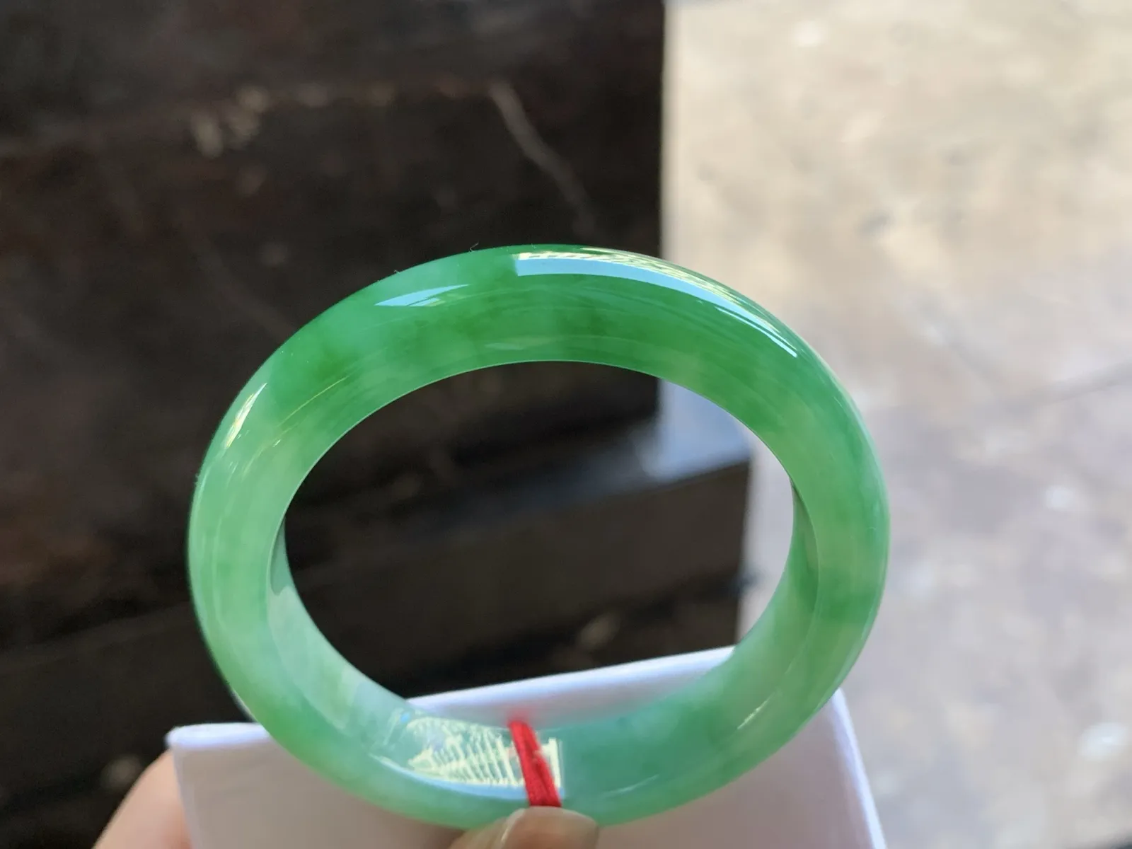 52-11.8-8.2

阳绿色手镯^_^颜色鲜艳