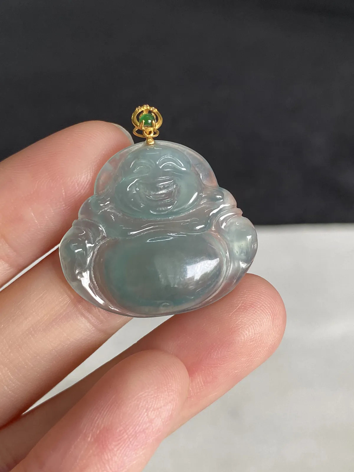 翡翠佛，印记：G18K,伴钻石（无色）