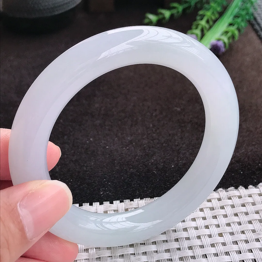自然光56.5/11.3/11.5老坑冰胶果冻月光白胖圆条手镯翡翠玉镯手环