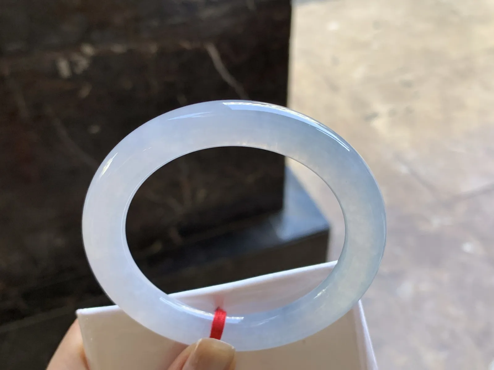 54.5-10.1

冰种圆条手镯^_^荧光十足