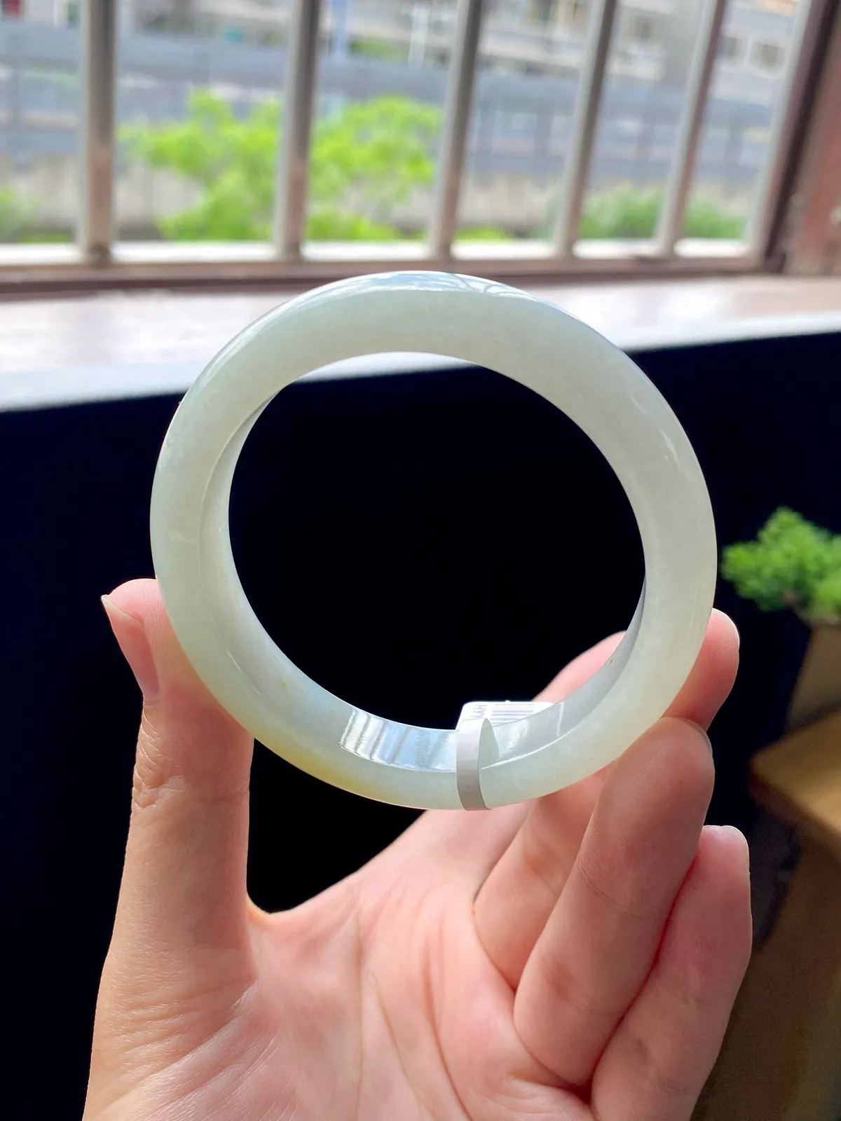 冰黄翡正圈成品
⭕️55-11.8-8.2