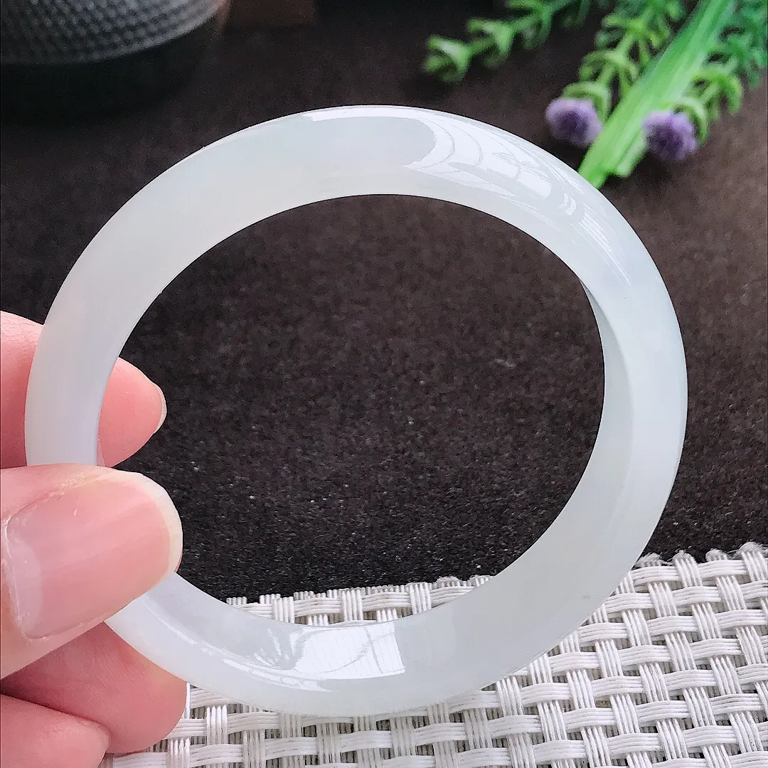 自然光54.8/12.4/7.1老坑冰透果冻胶月光白手镯宽边翡翠玉镯手环