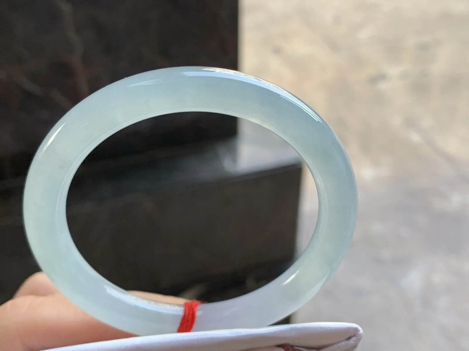 54-8.4

冰种细条^_^冰透清新