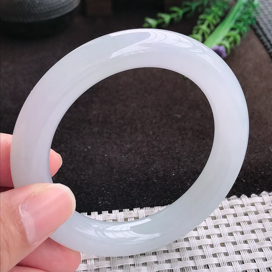自然光56.5/11.3/11.5老坑冰胶果冻月光白胖圆条手镯翡翠玉镯手环