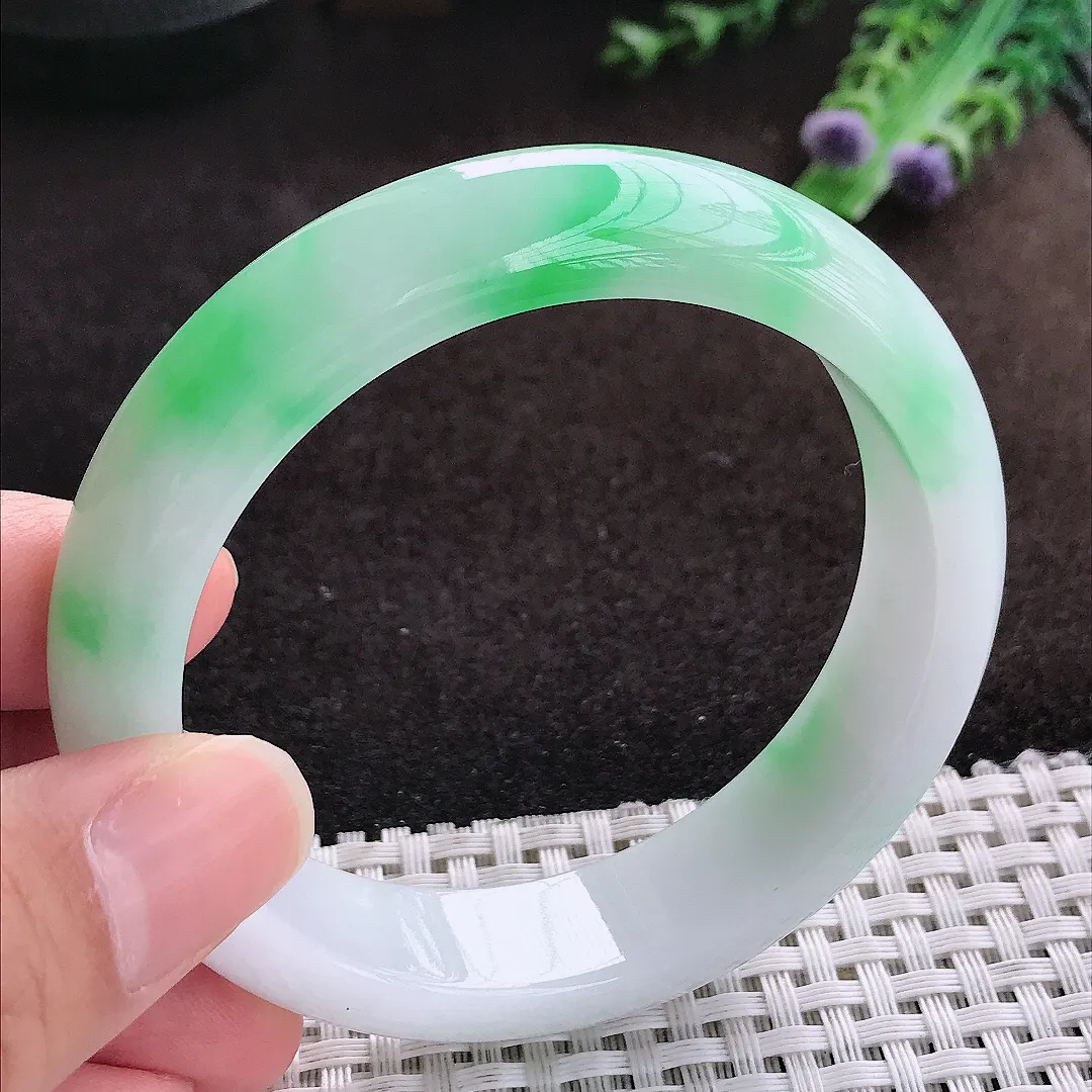 自然光57/14.2/8.5老坑冰润起胶白底青飘阳绿手镯宽边翡翠玉镯手环