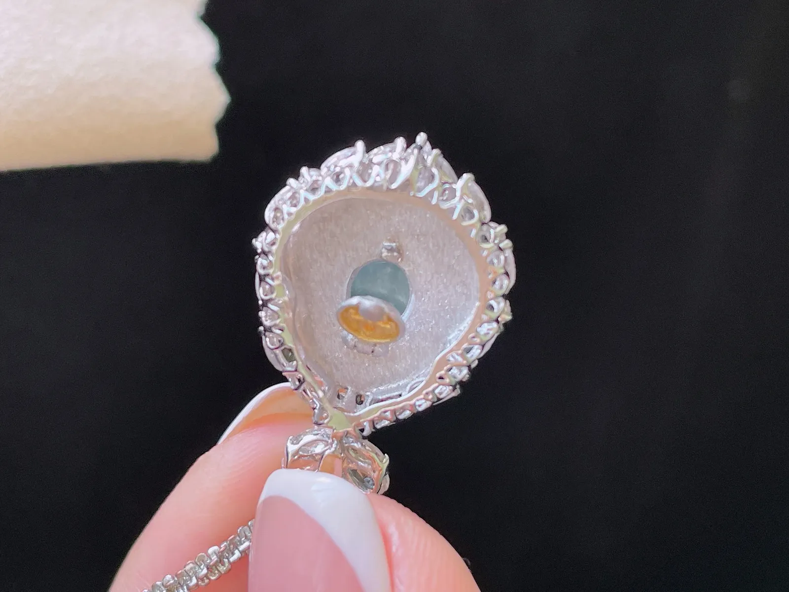 18K 冰种·葫芦

整26.7-16.5-8.4
裸13-12.5-3