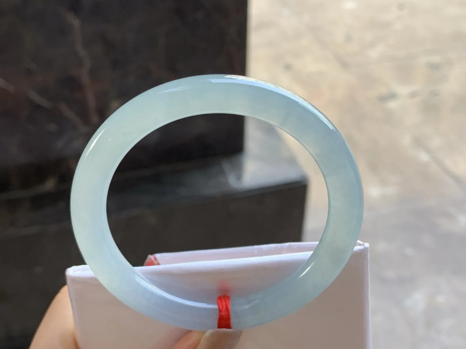 54-8.4

冰种细条^_^冰透清新