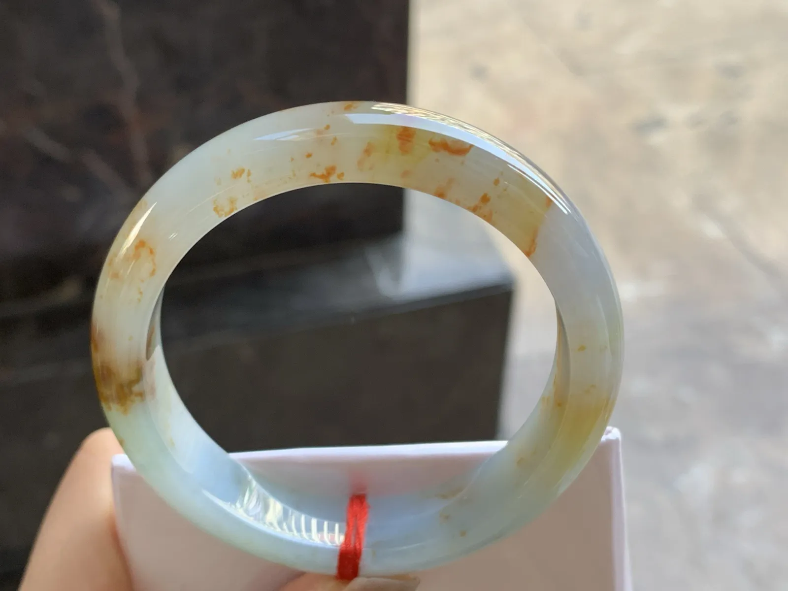 53-12.6-7.7

黄翡手镯^_^玉质温润 清新细腻