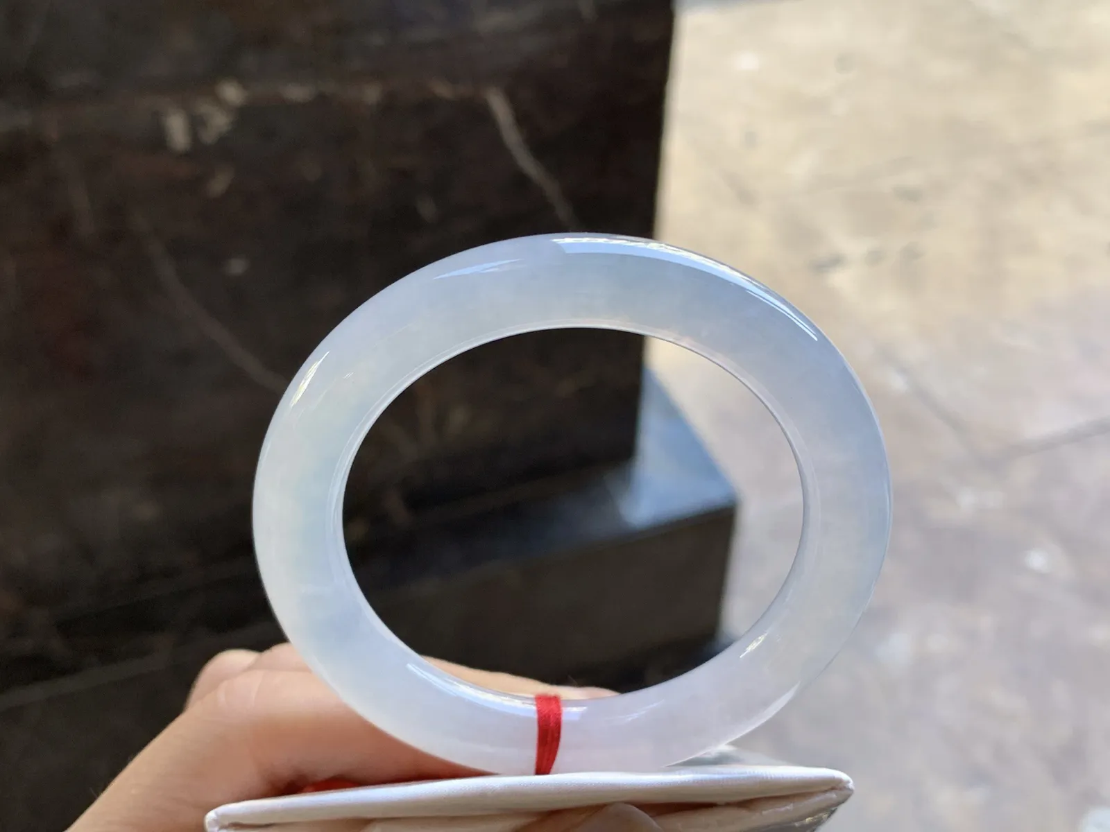 54.5-10.1

冰种圆条手镯^_^荧光十足