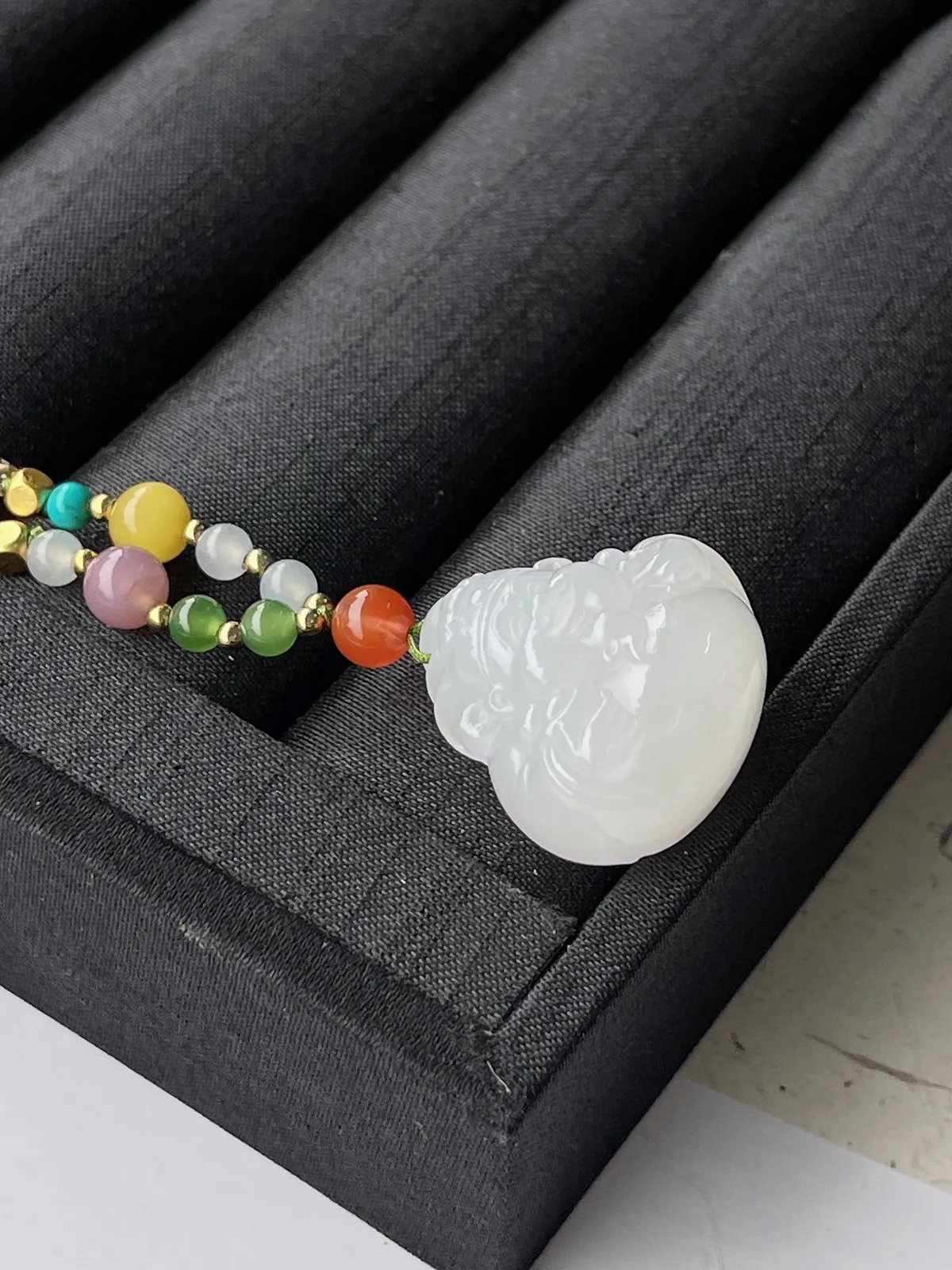 和田玉白玉财神挂件