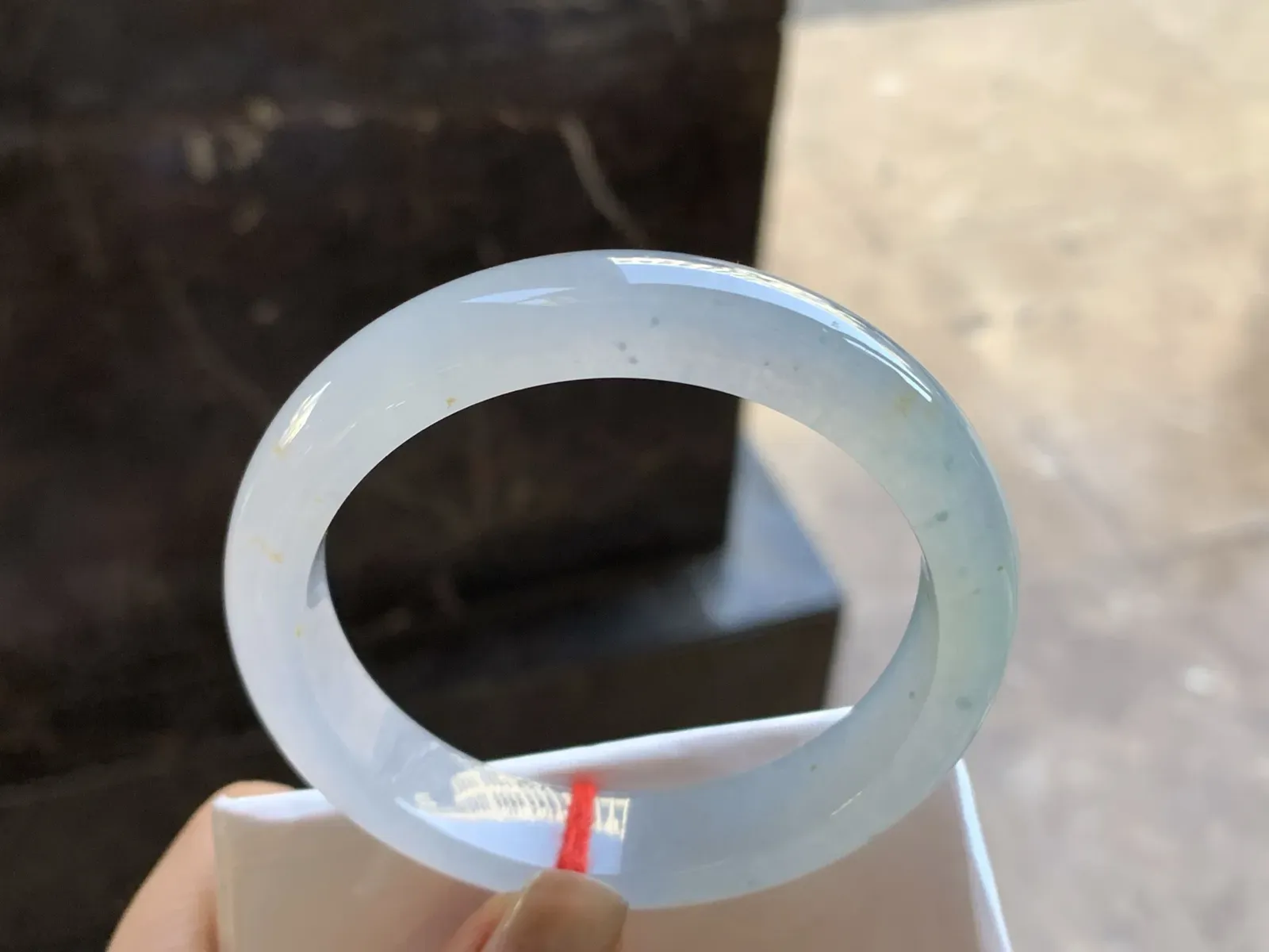 54-12.2-8

冰种手镯^_^透亮