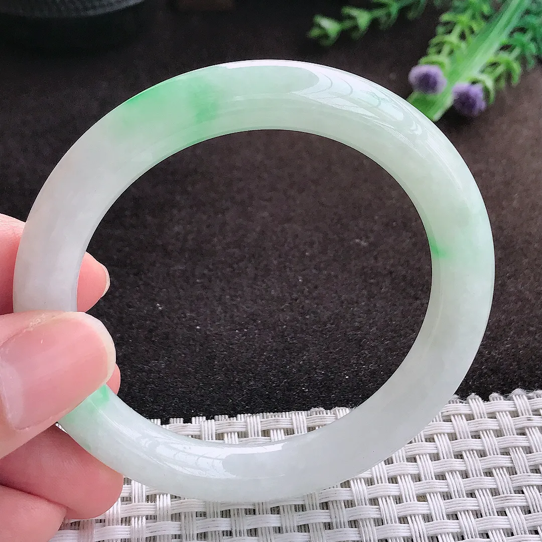 自然光55/9.6老坑精美冰润飘阳绿圆条手镯翡翠玉镯手环