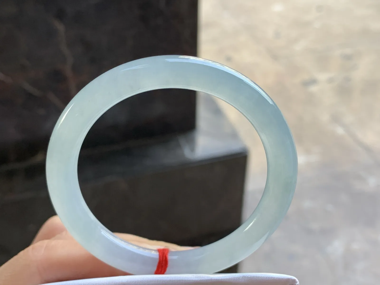 54-8.4

冰种细条^_^冰透清新