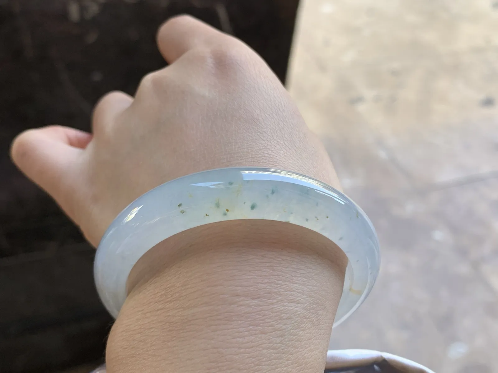 54-12.2-8

冰种手镯^_^透亮