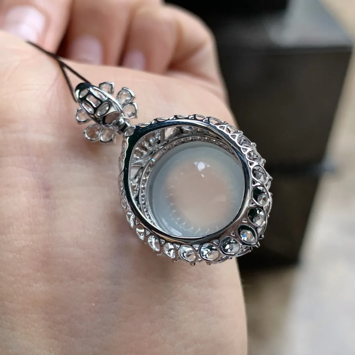 金钻镶嵌高冰吊坠^_^荧光十足 透亮