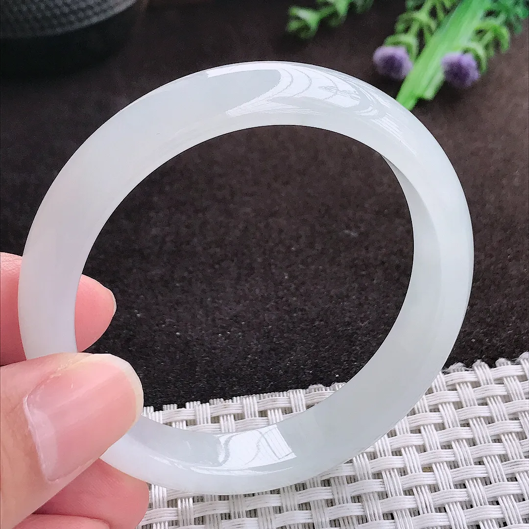 自然光54.8/12.4/7.1老坑冰透果冻胶月光白手镯宽边翡翠玉镯手环