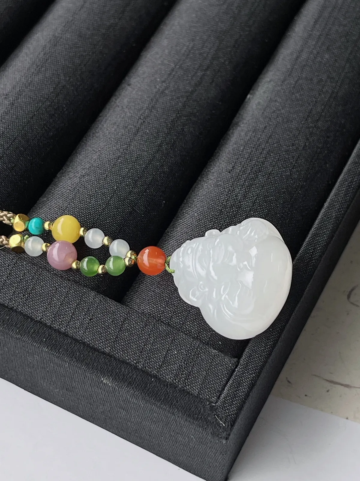 和田玉白玉财神挂件