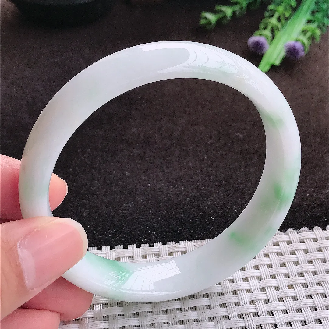 自然光60/14.2/7.2老坑秀气温润飘绿手镯宽边翡翠玉镯手环