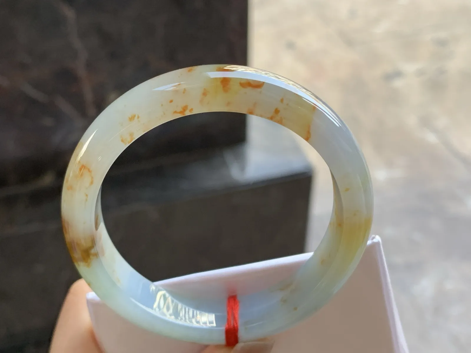 53-12.6-7.7

黄翡手镯^_^玉质温润 清新细腻