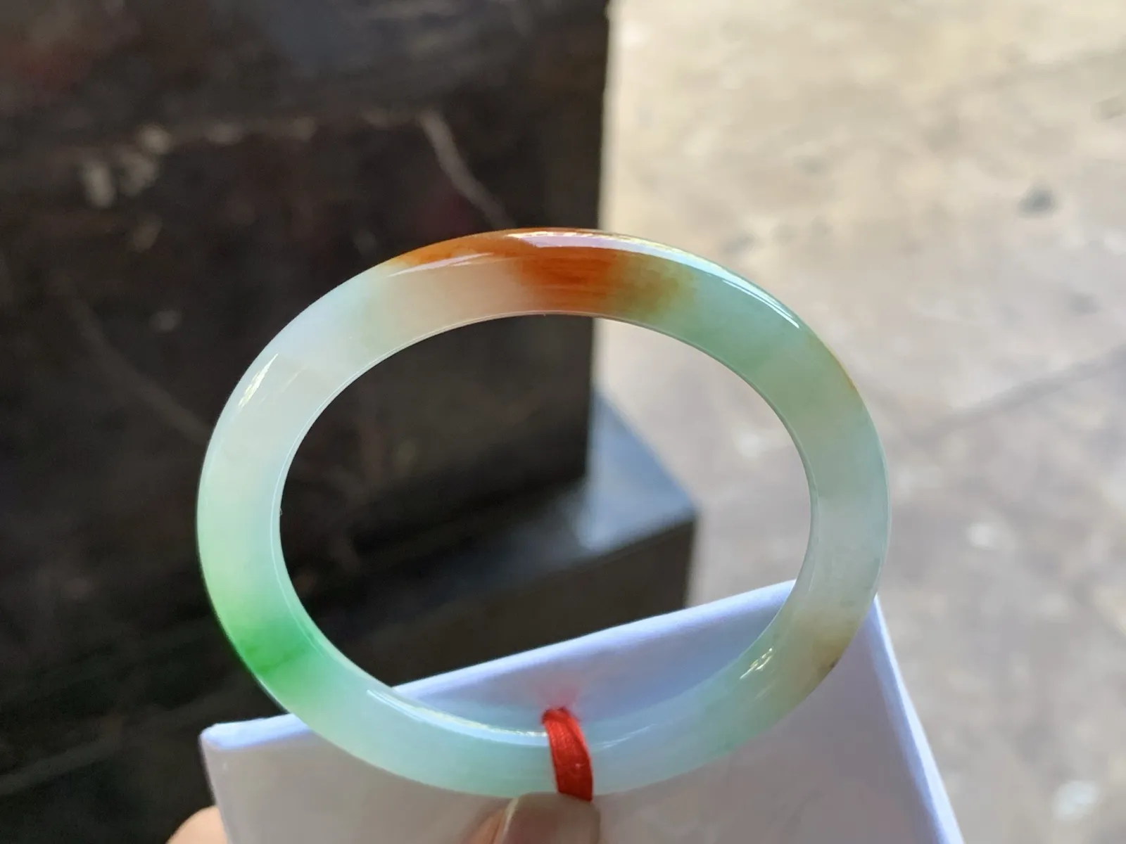 52-7.7

红加绿特色圆条手镯^_^水润冰透 清新