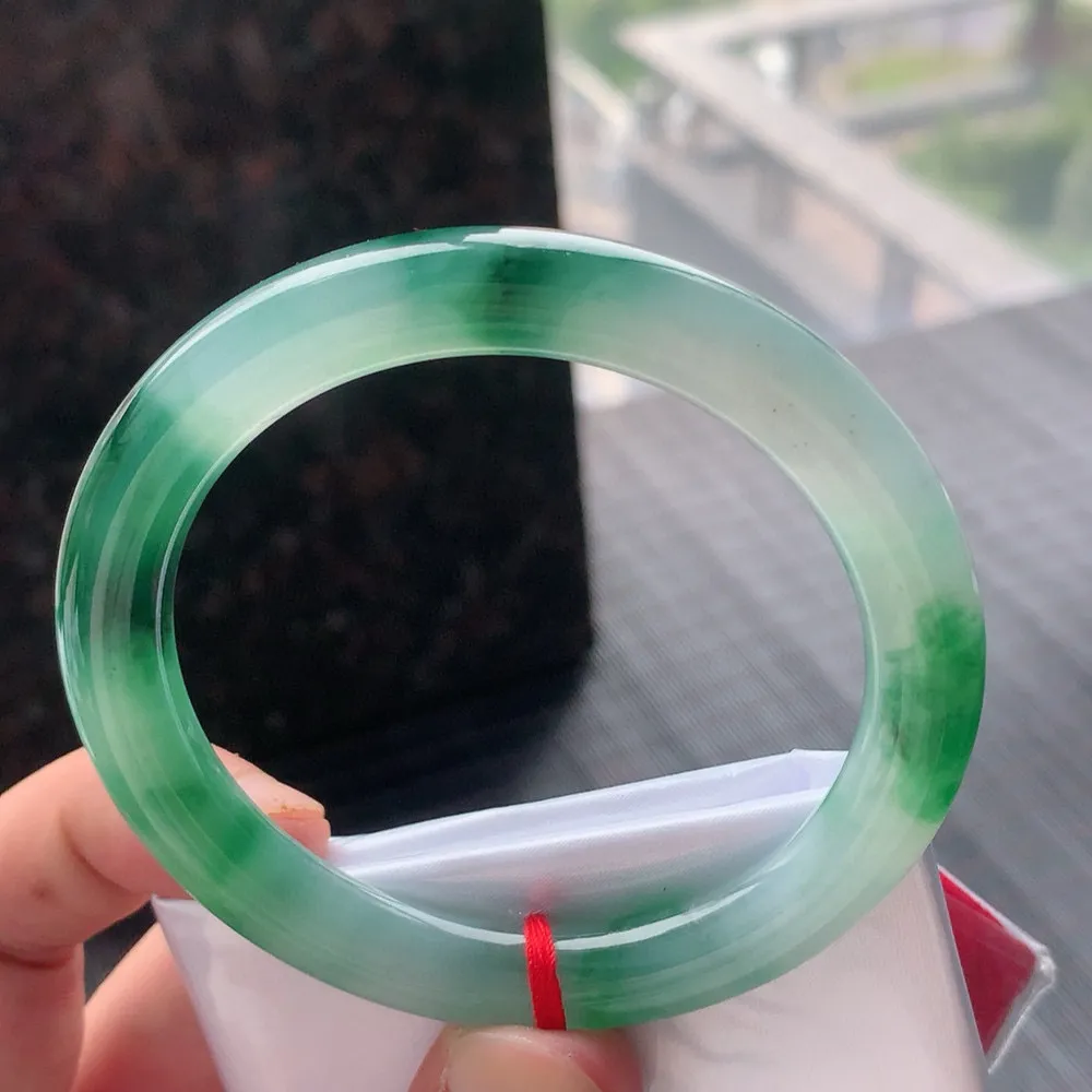 圆条高冰飘花 微纹 尺寸:57.5/8.6/9.2 花美 种水好️️