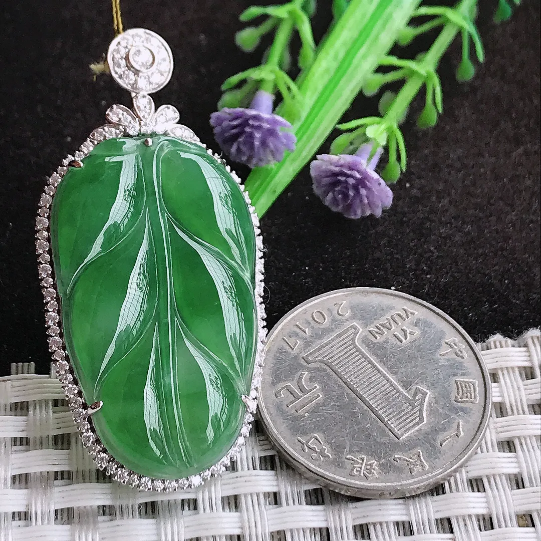 自然光48.8/24/7老坑18k金镶嵌冰胶满绿阳绿叶子吊坠翡翠玉坠挂件
