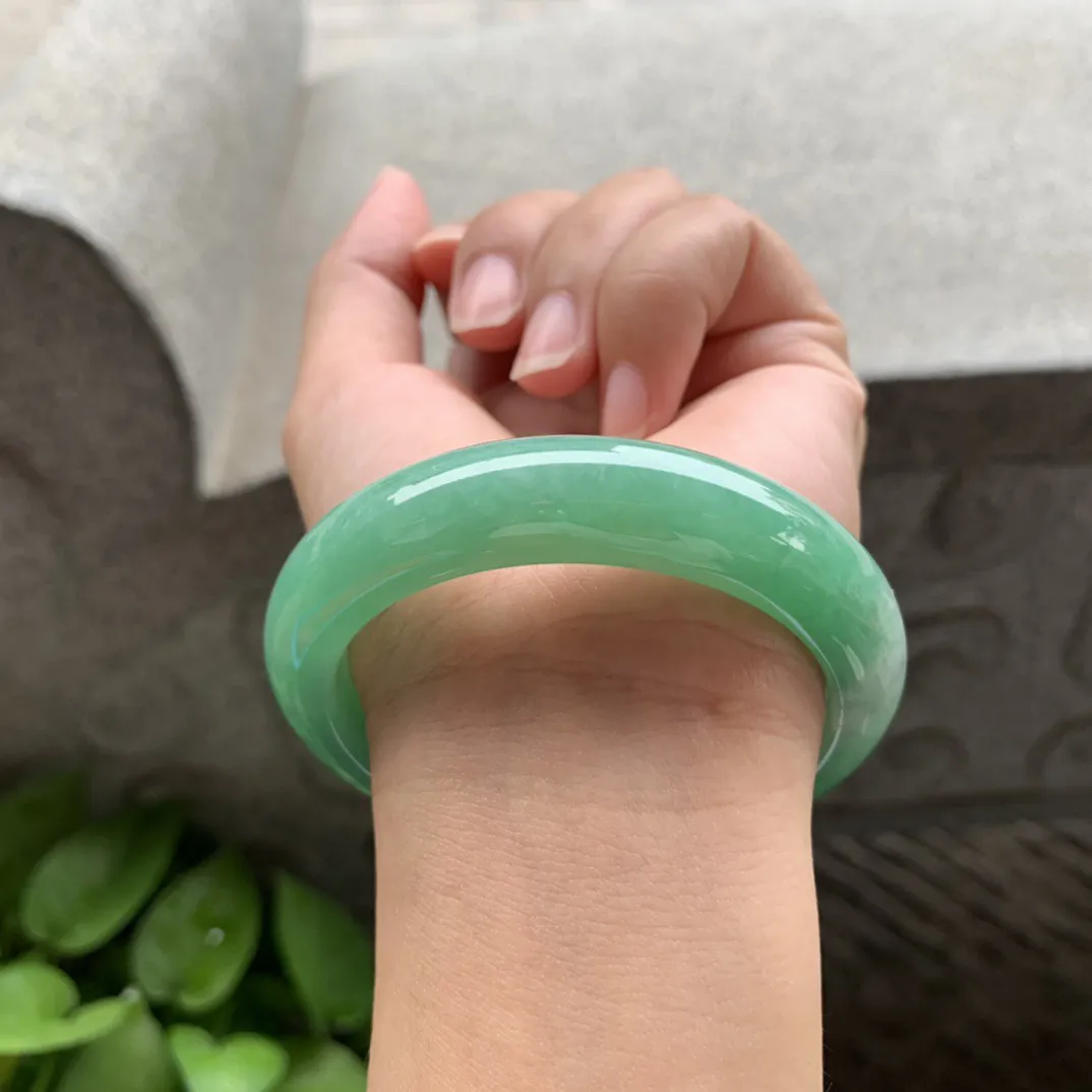 圈口 54.3-13.1-8.8 【满绿正圈手镯】正圈54 55可戴