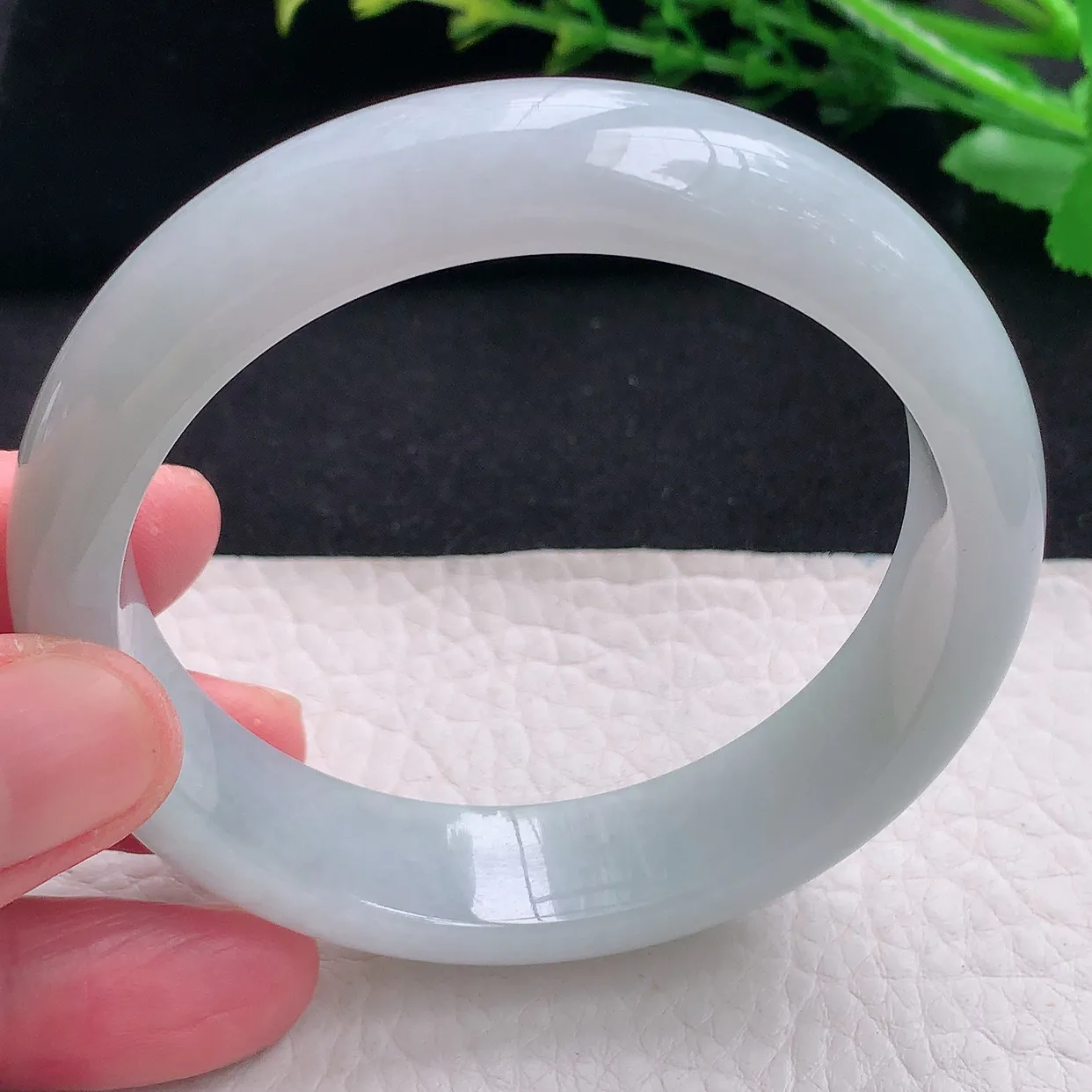 js自然光58*14.3*7.8平安镯 天然缅甸翡翠a货清新宽边珠宝玉手镯 玉手环