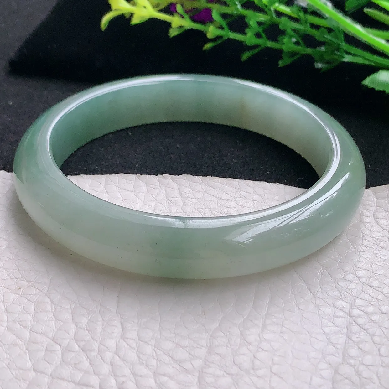 ss大圈口62.3*12.5*9平安镯 天然缅甸翡翠a货冰胶大气珠宝玉手镯