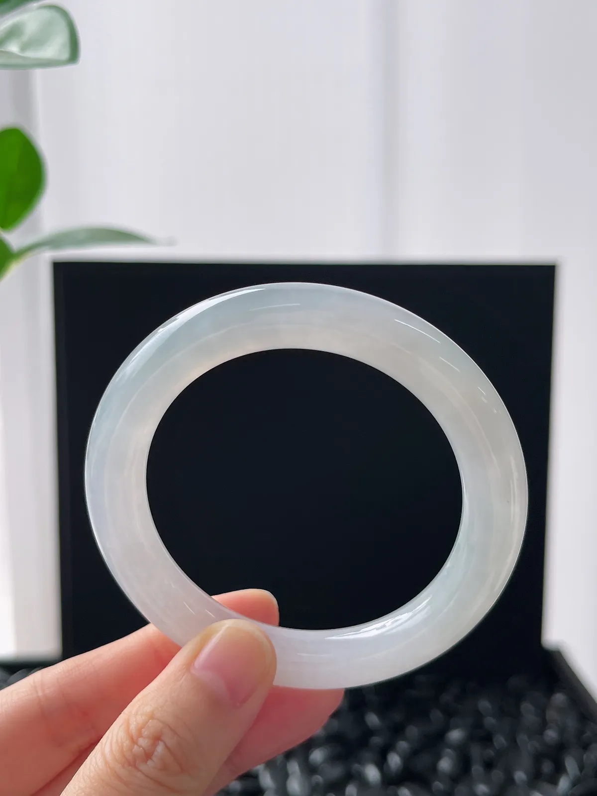 圆镯51圈口，翡翠冰糯种白色手镯 圆条白月光