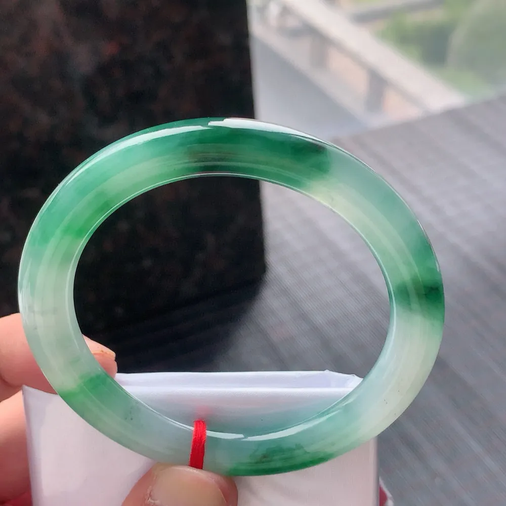 圆条高冰飘花 微纹 尺寸:57.5/8.6/9.2 花美 种水好️️