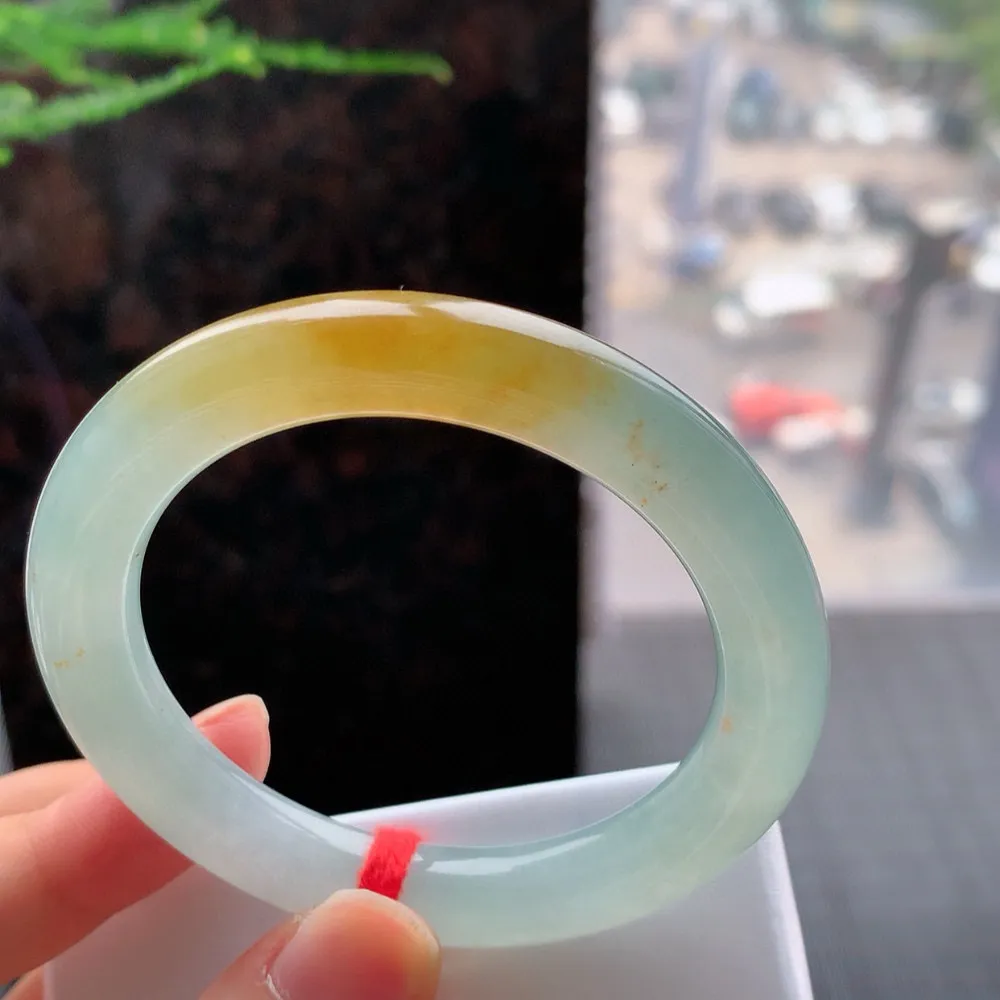 圆条高冰黄翡 无瑕 尺寸:51.1/9.4 种色俱佳