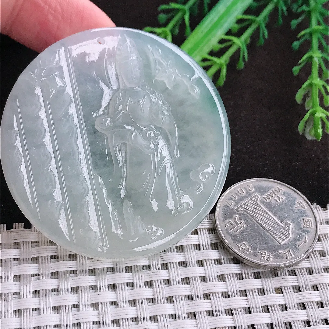 自然光53.5/5老坑冰胶果冻通透赐福观音吊坠翡翠圆牌挂件