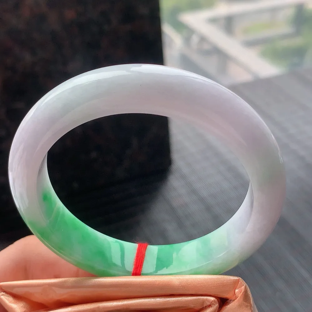 正圈冰糯春彩 无瑕 尺寸:58.3/12.8/8.9 色好